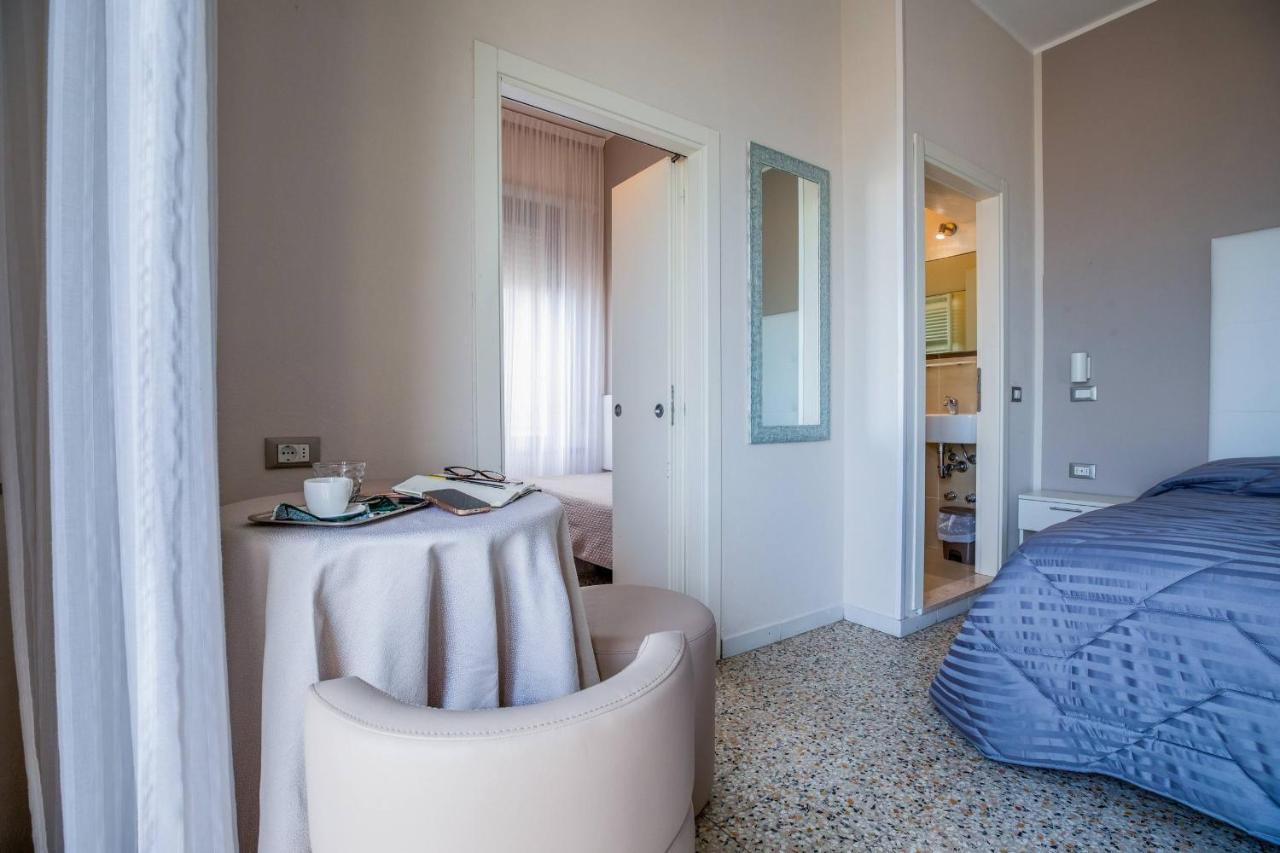 Hotel Deanna Bellaria-Igea Marina Exterior foto